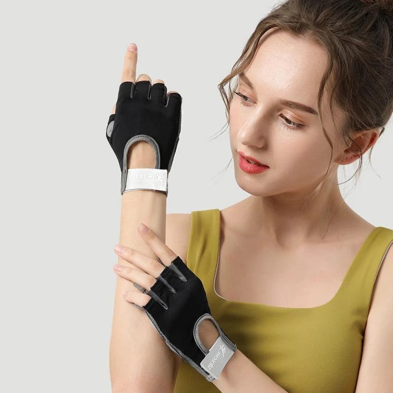 SLIP RESISTANT FITNESS GLOVES - BeautifyFit